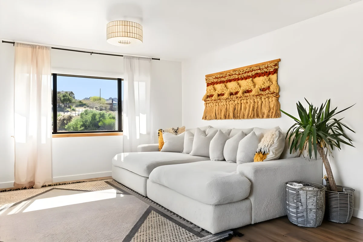 Wander Pioneertown Outpost