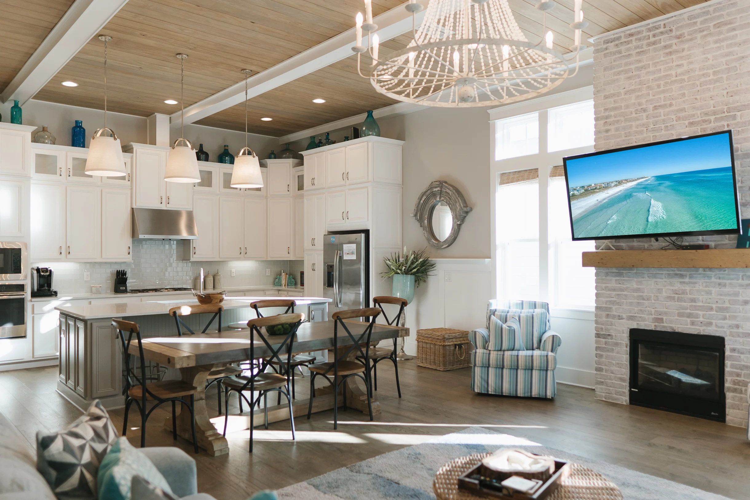 Wander Emerald Beach Dunes