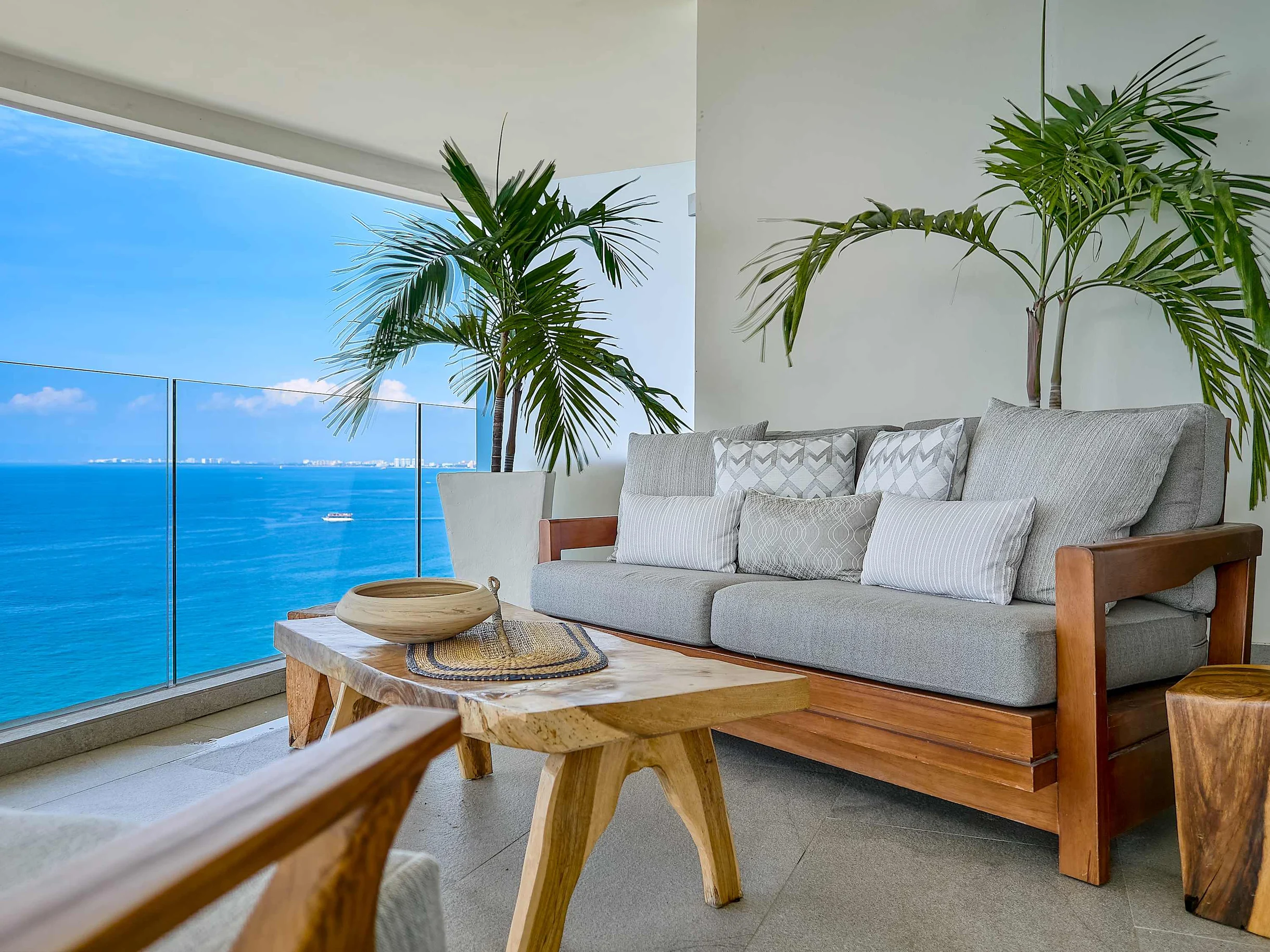 Wander Puerto Vallarta Golden #43