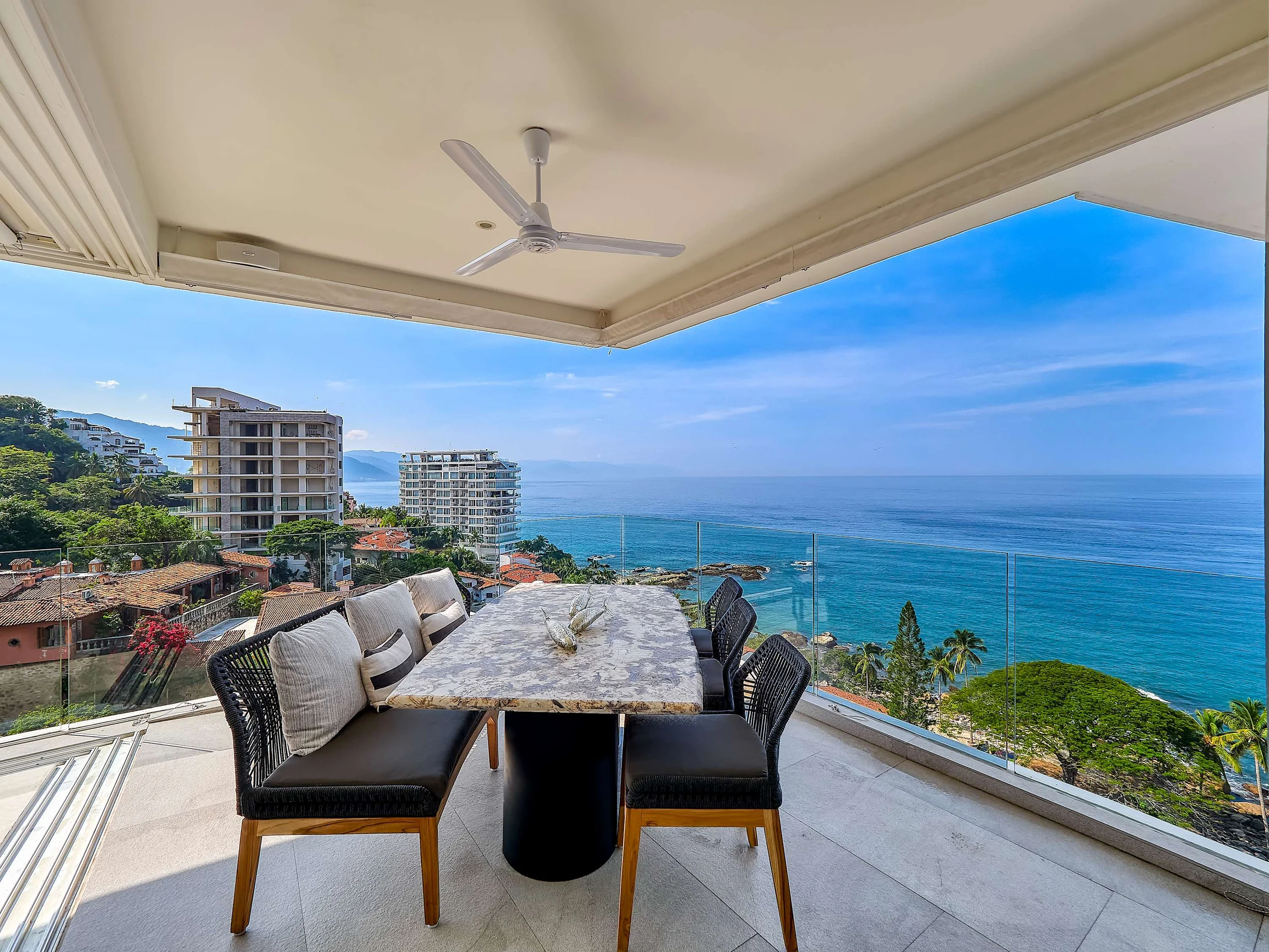 Wander Puerto Vallarta Golden #64