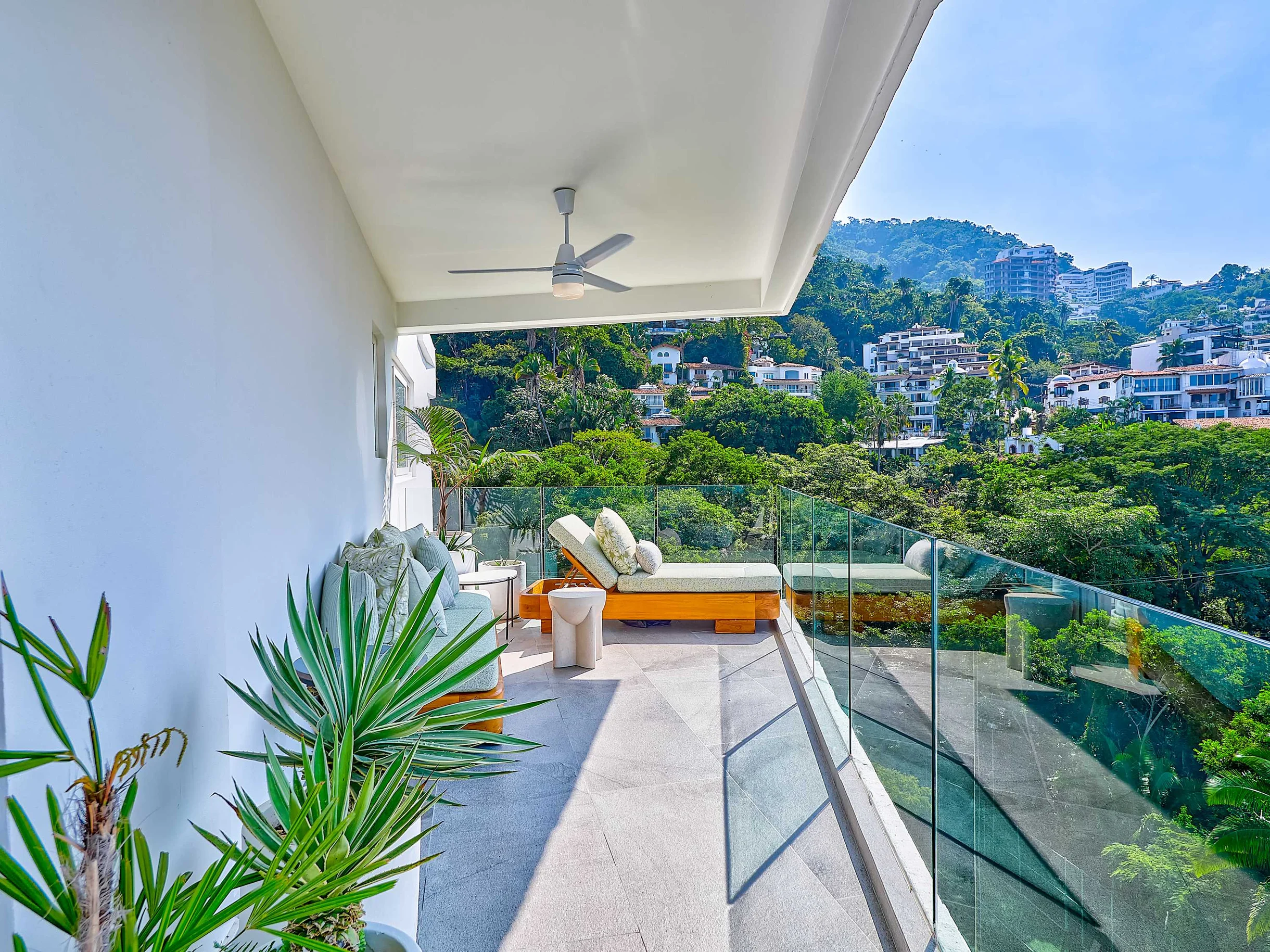 Wander Puerto Vallarta Golden #80