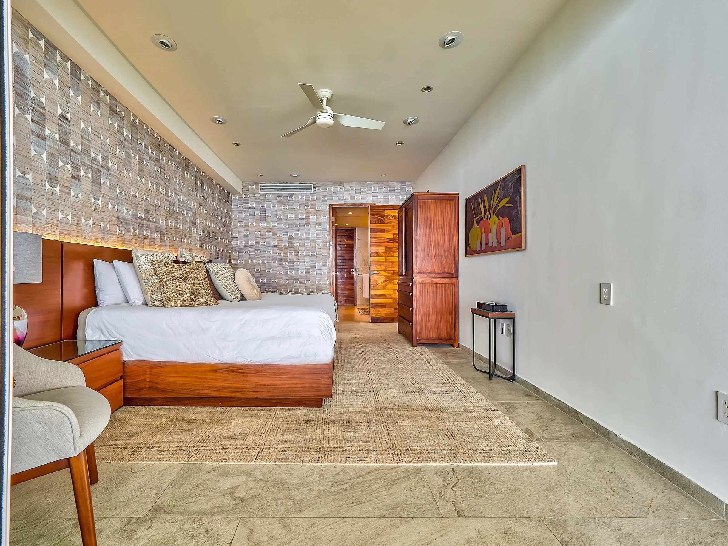 Wander Puerto Vallarta Golden #83