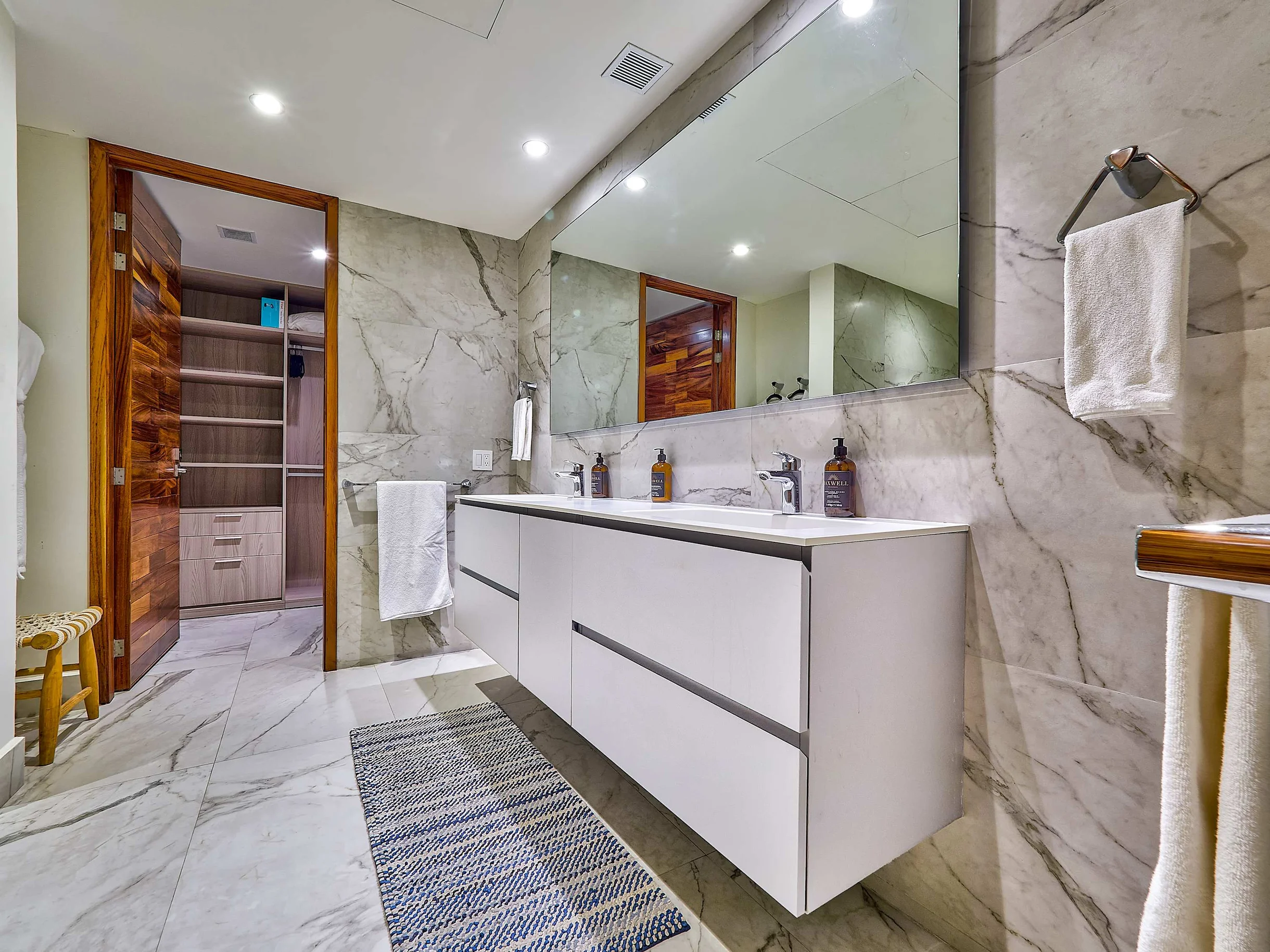 Wander Puerto Vallarta Golden #38