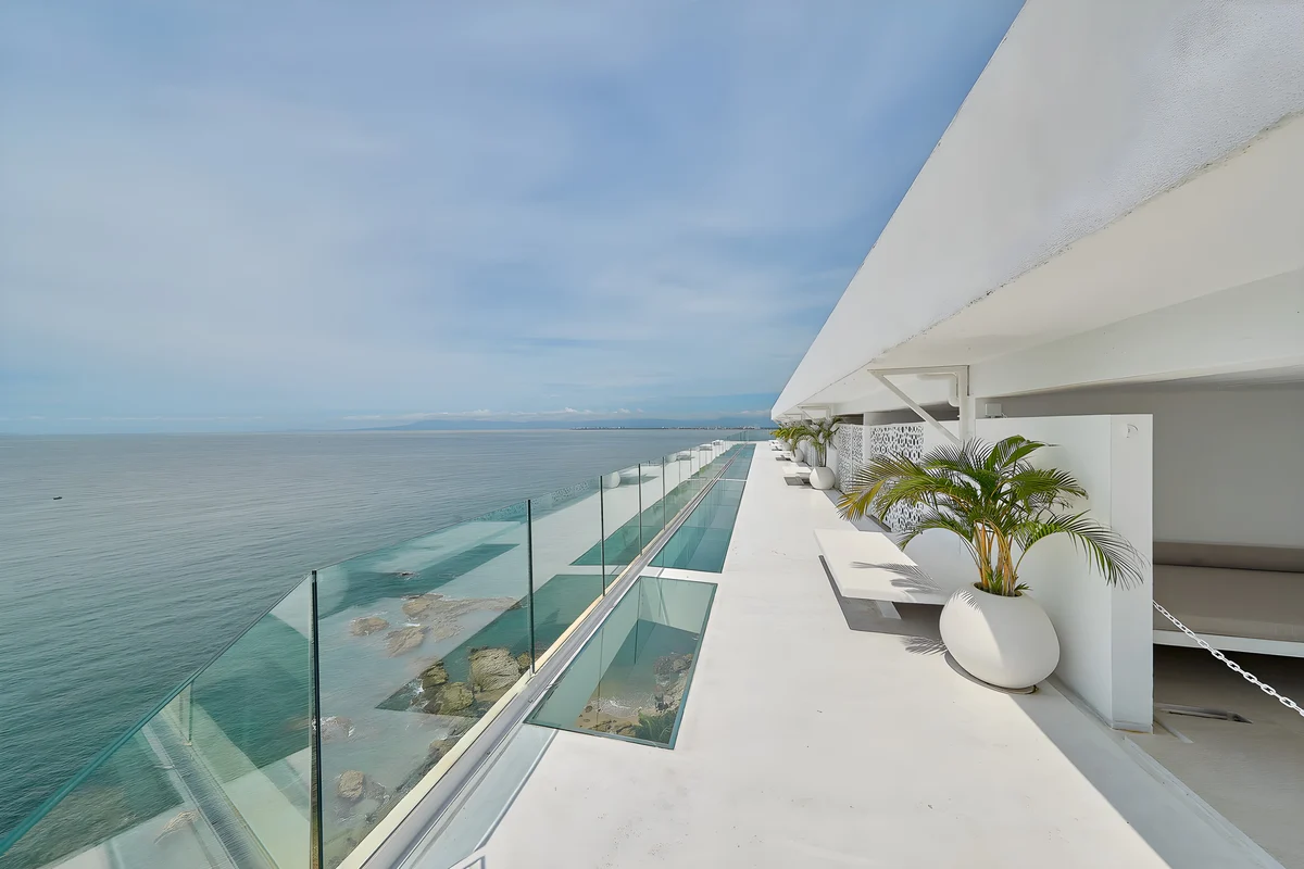 Wander Puerto Vallarta Mirador