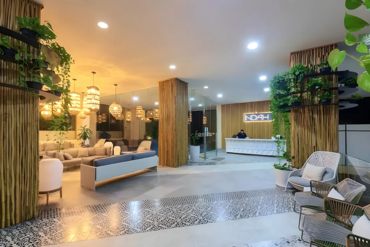 Wander Vallarta Cliffs