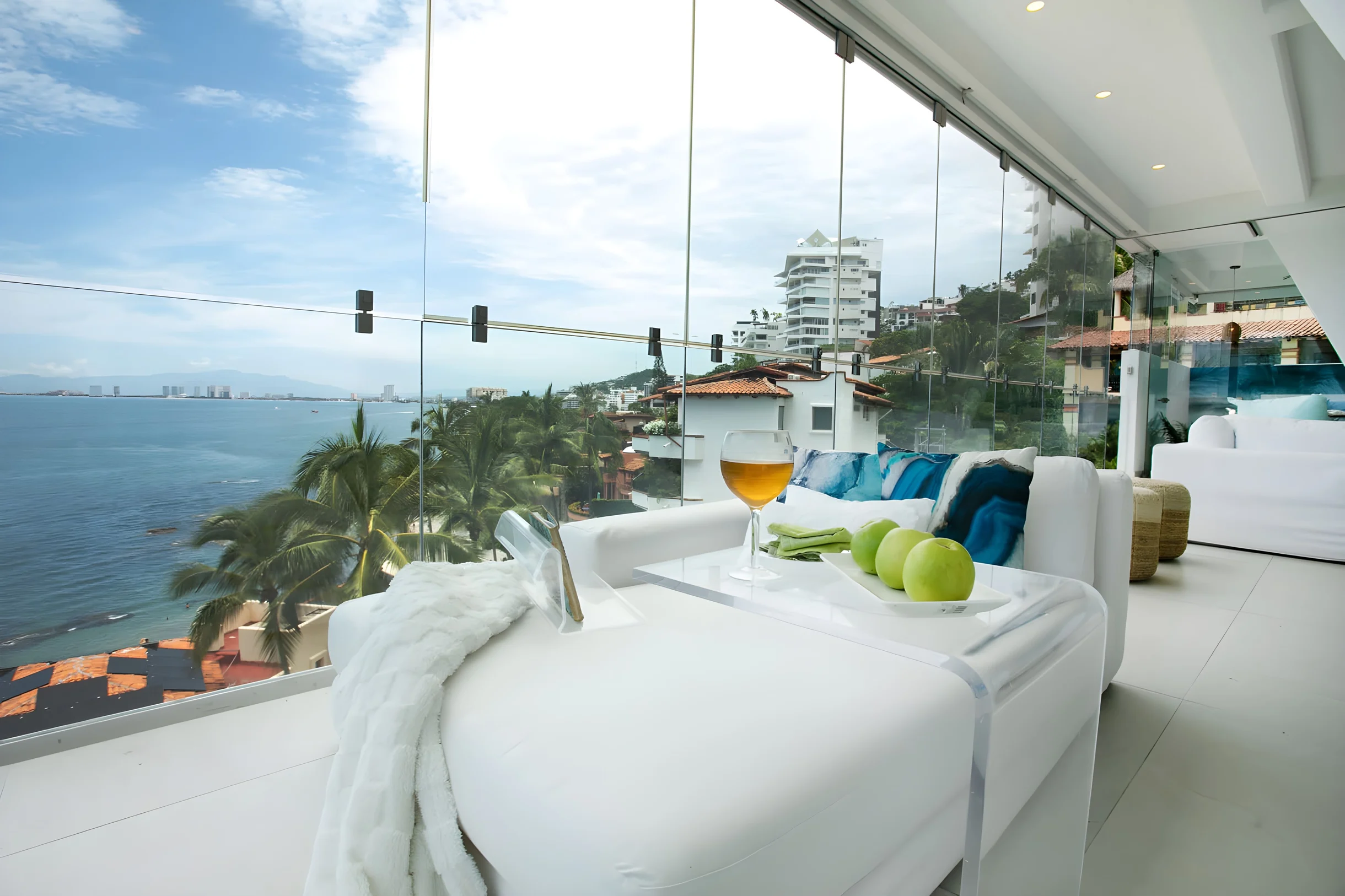 Wander Puerto Vallarta Crest #46