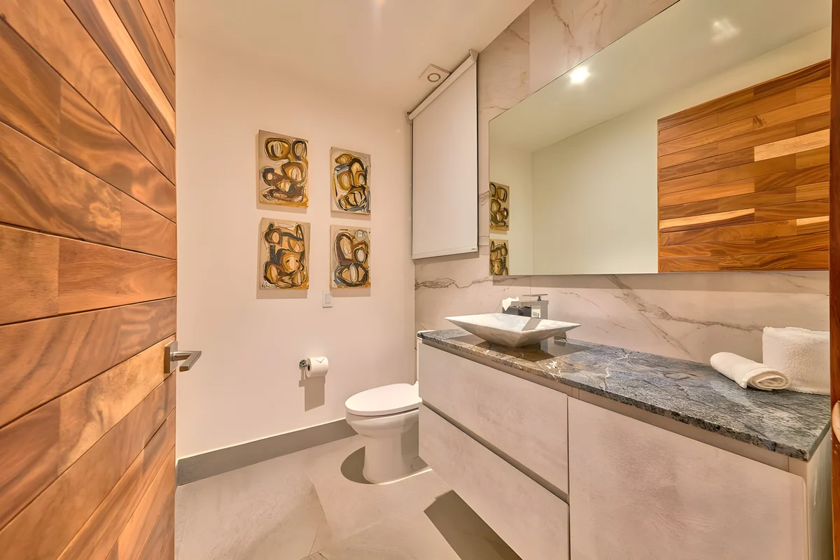 Wander Puerto Vallarta Bluffs