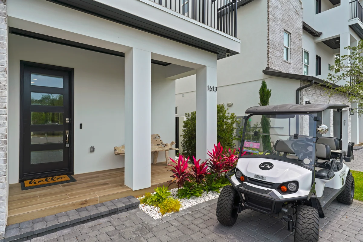 Wander Santa Rosa Bayside