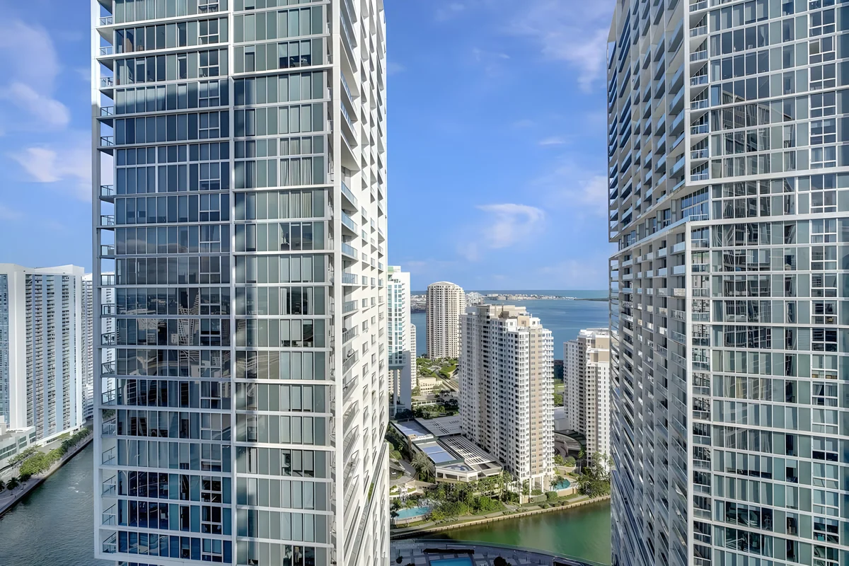 Wander Brickell River