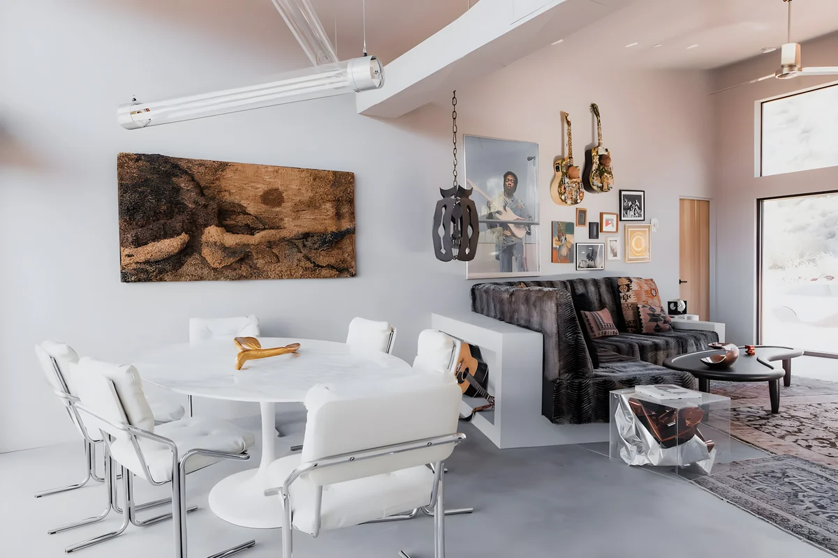 Wander Pioneertown Vista