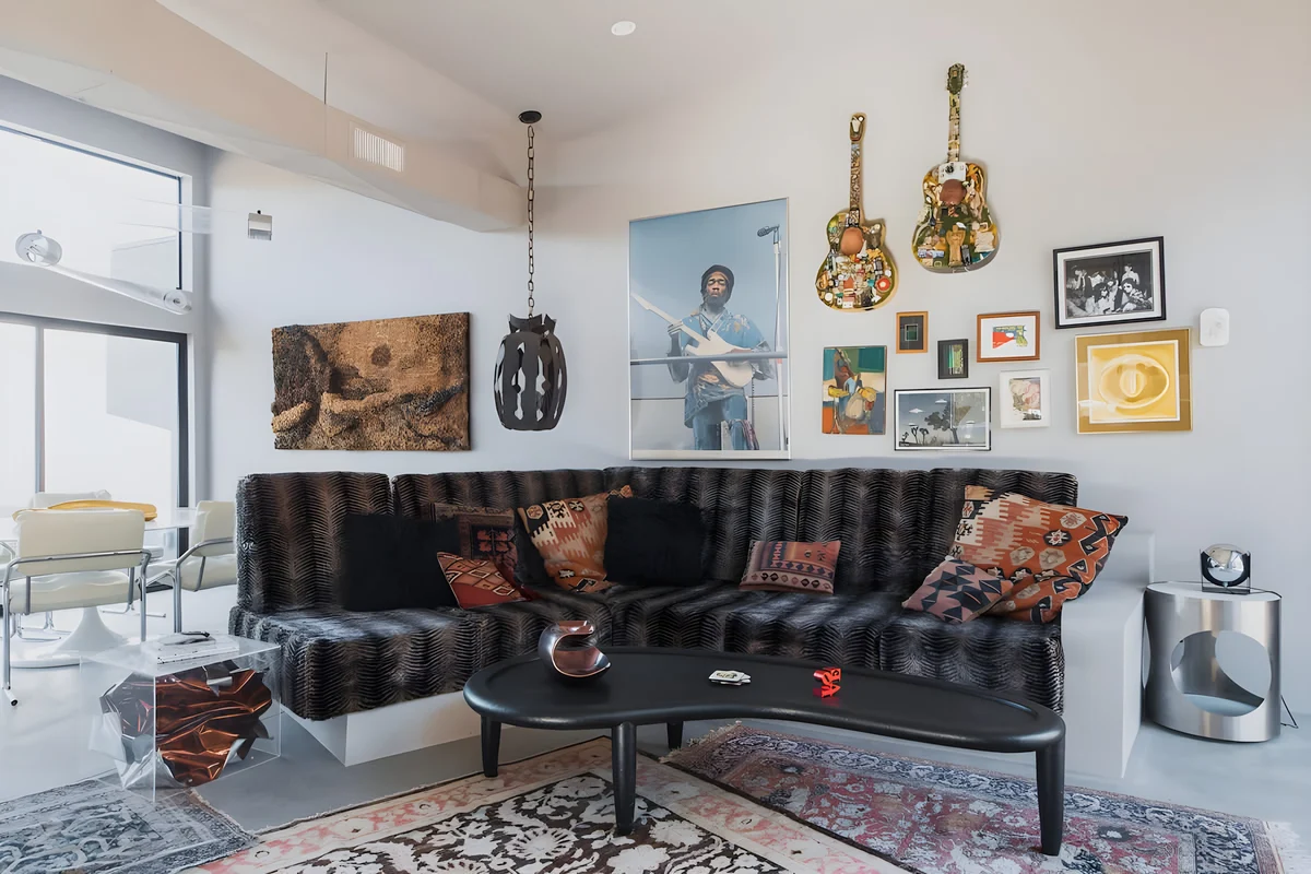 Wander Pioneertown Vista