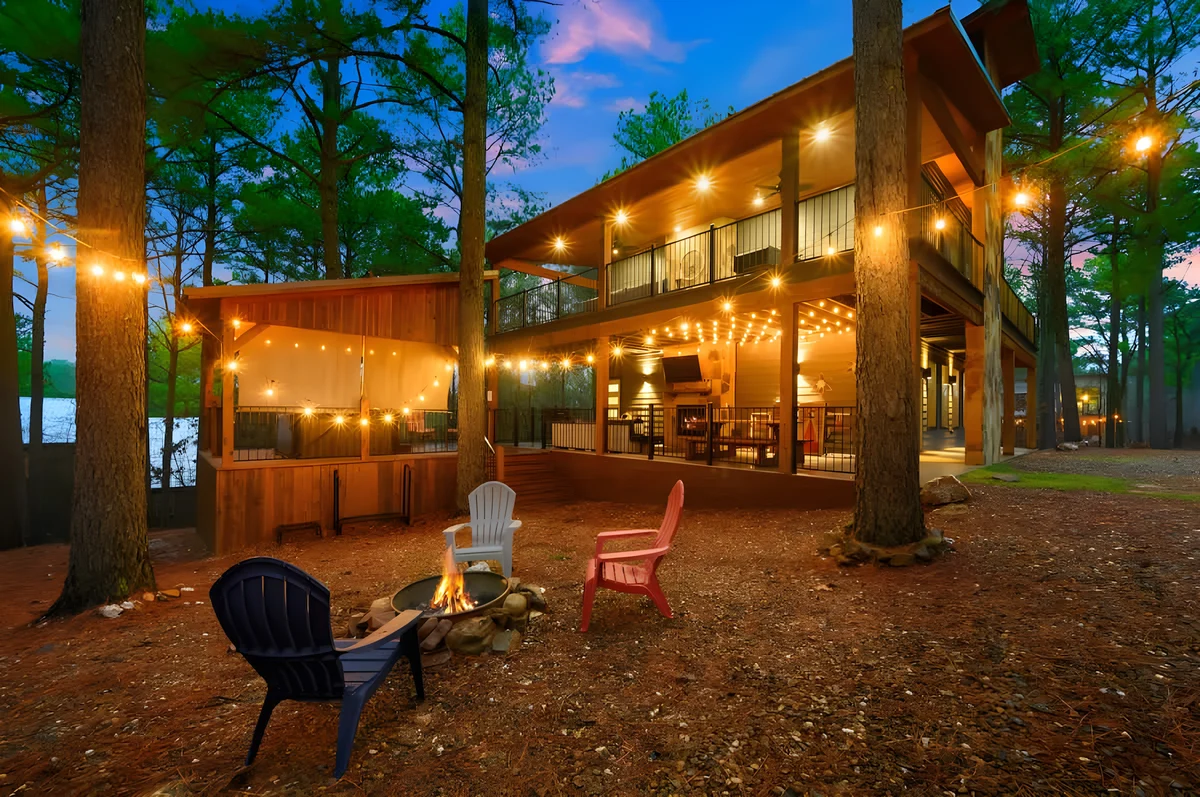 Wander Broken Bow Woodland