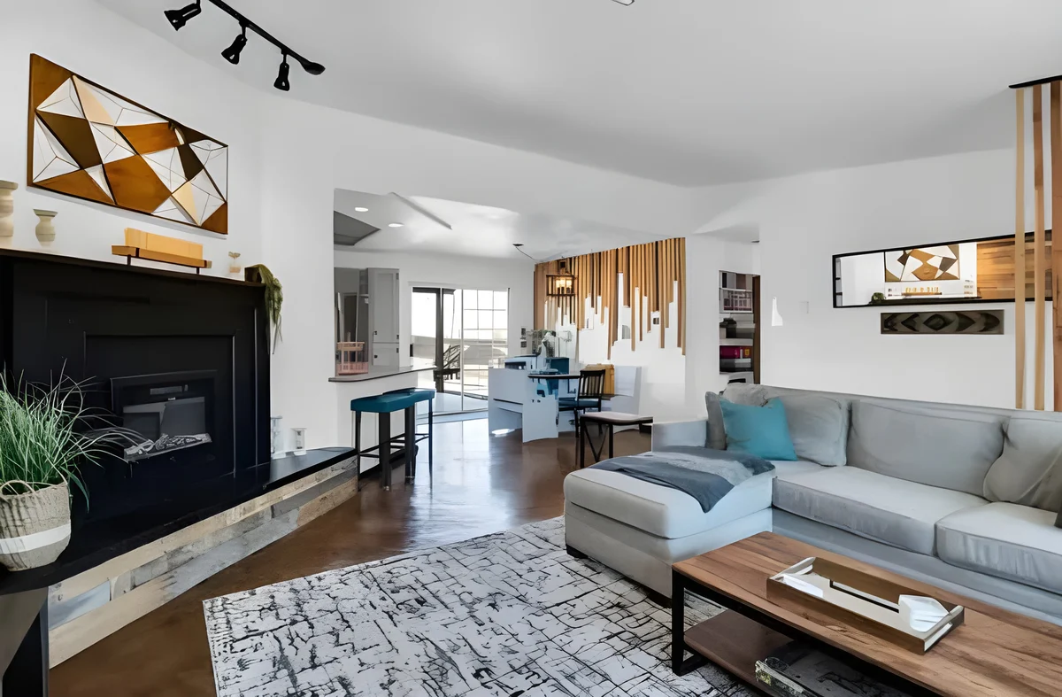 Wander Yucca Valley Ember