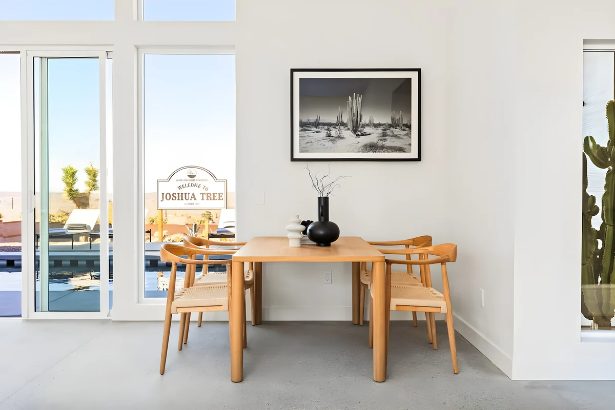 Wander Joshua Tree Monoliths