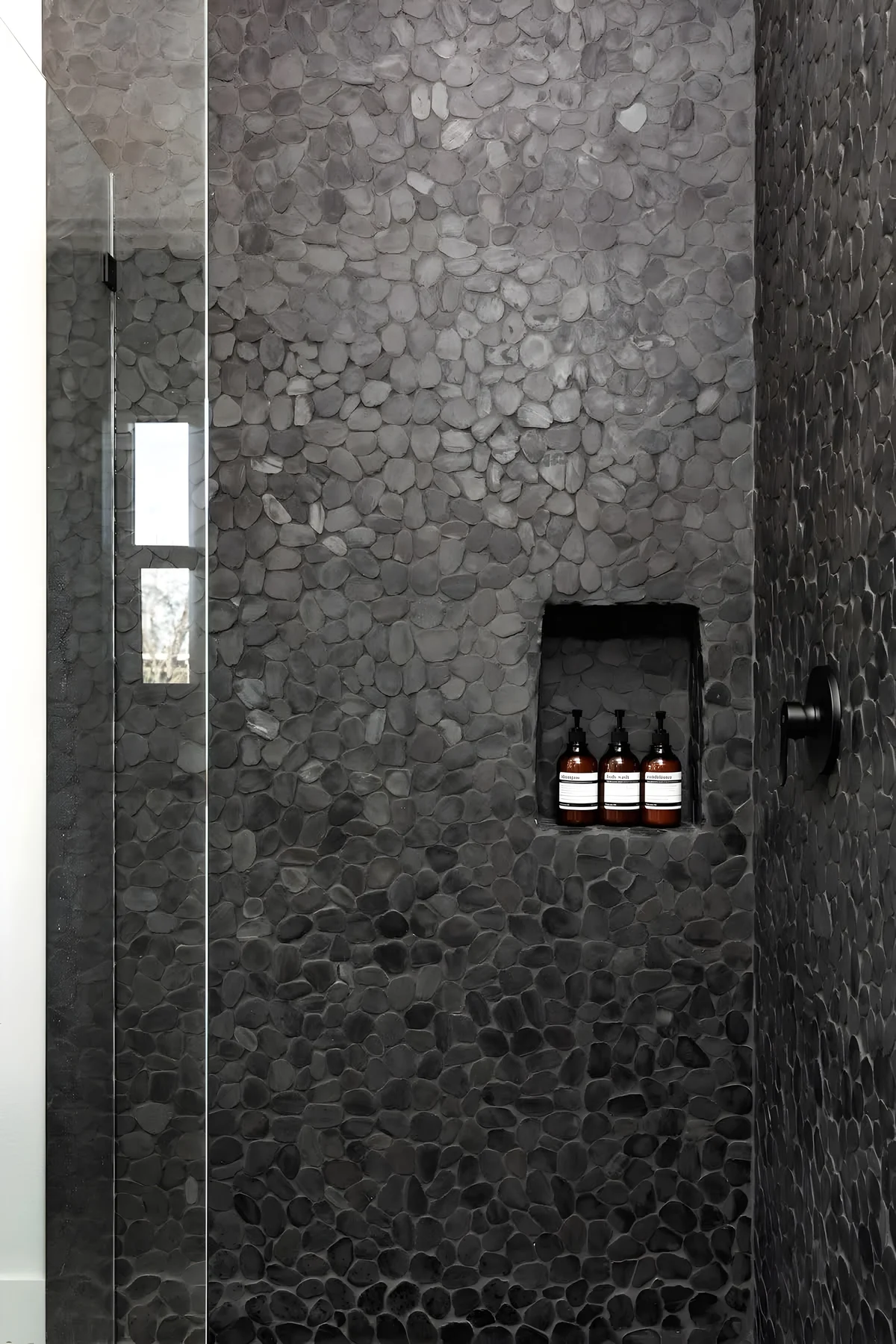 Wander Joshua Tree Monoliths