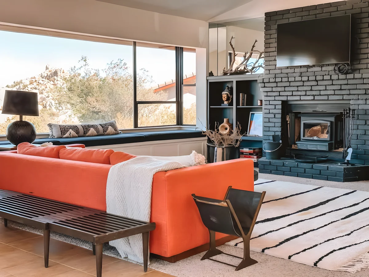 Wander Joshua Tree Creosote