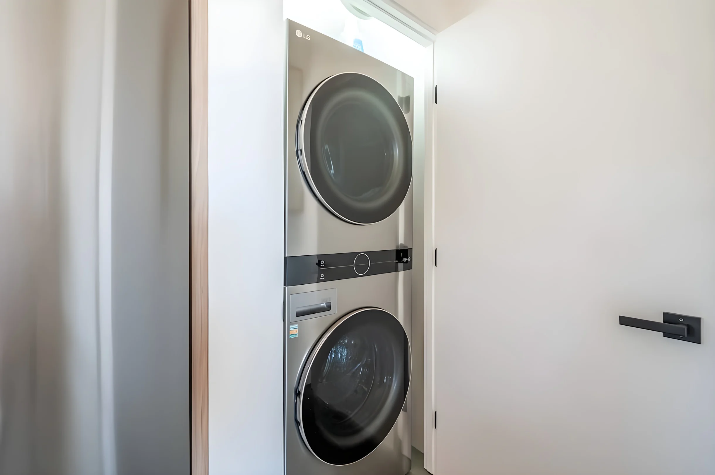 Wander Joshua Tree Granite #17