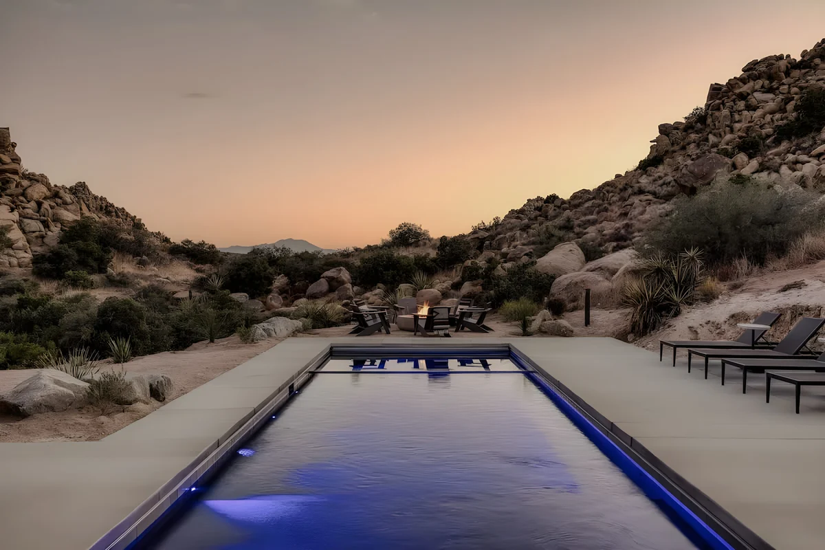 Wander Yucca Valley Allure