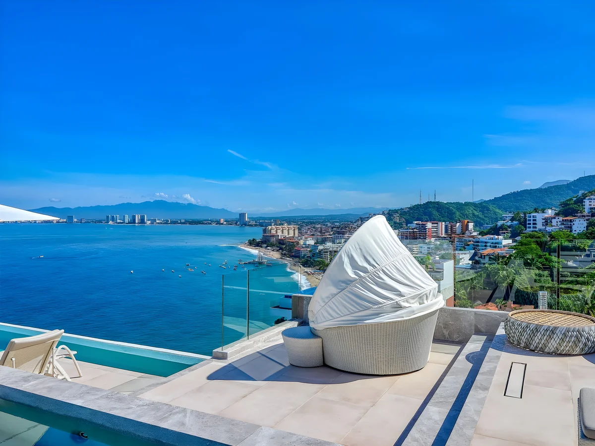 Apartment in Puerto Vallarta property photo 2