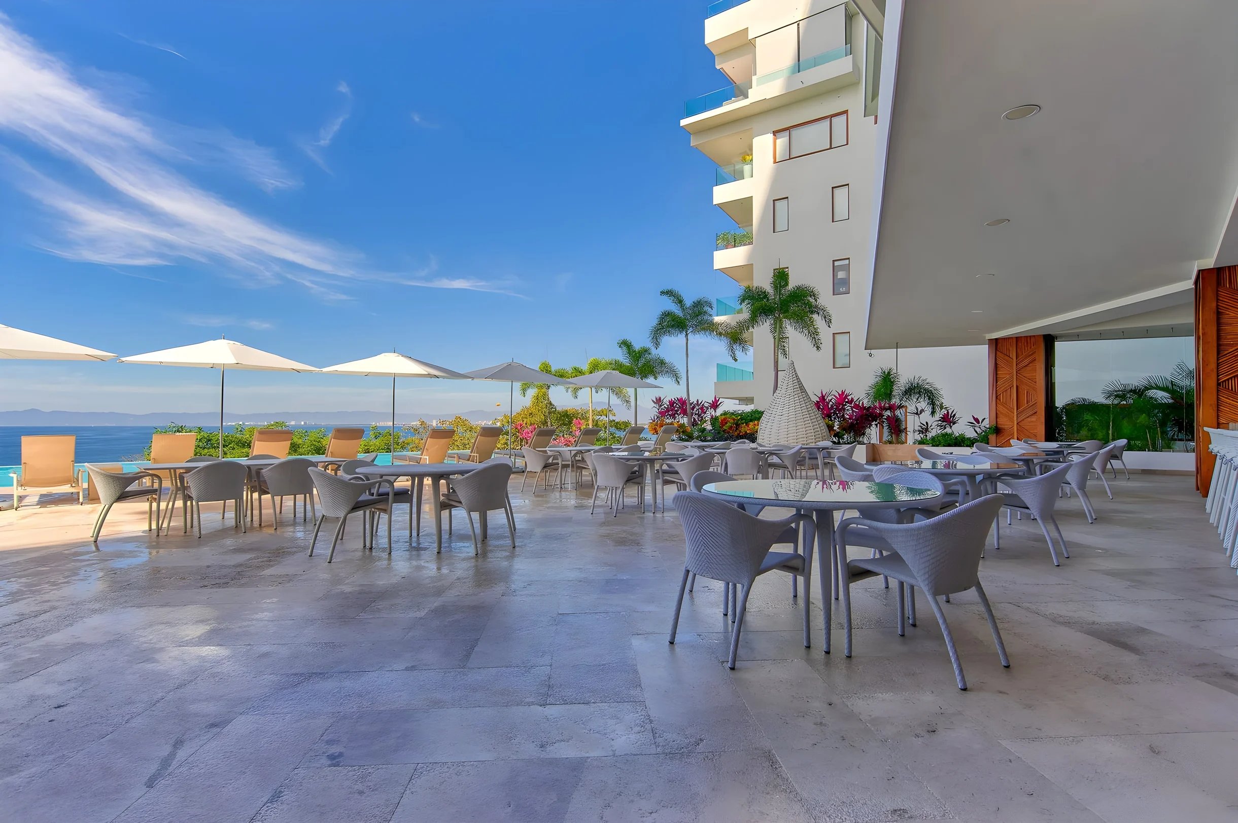 Wander Puerto Vallarta Golden #24