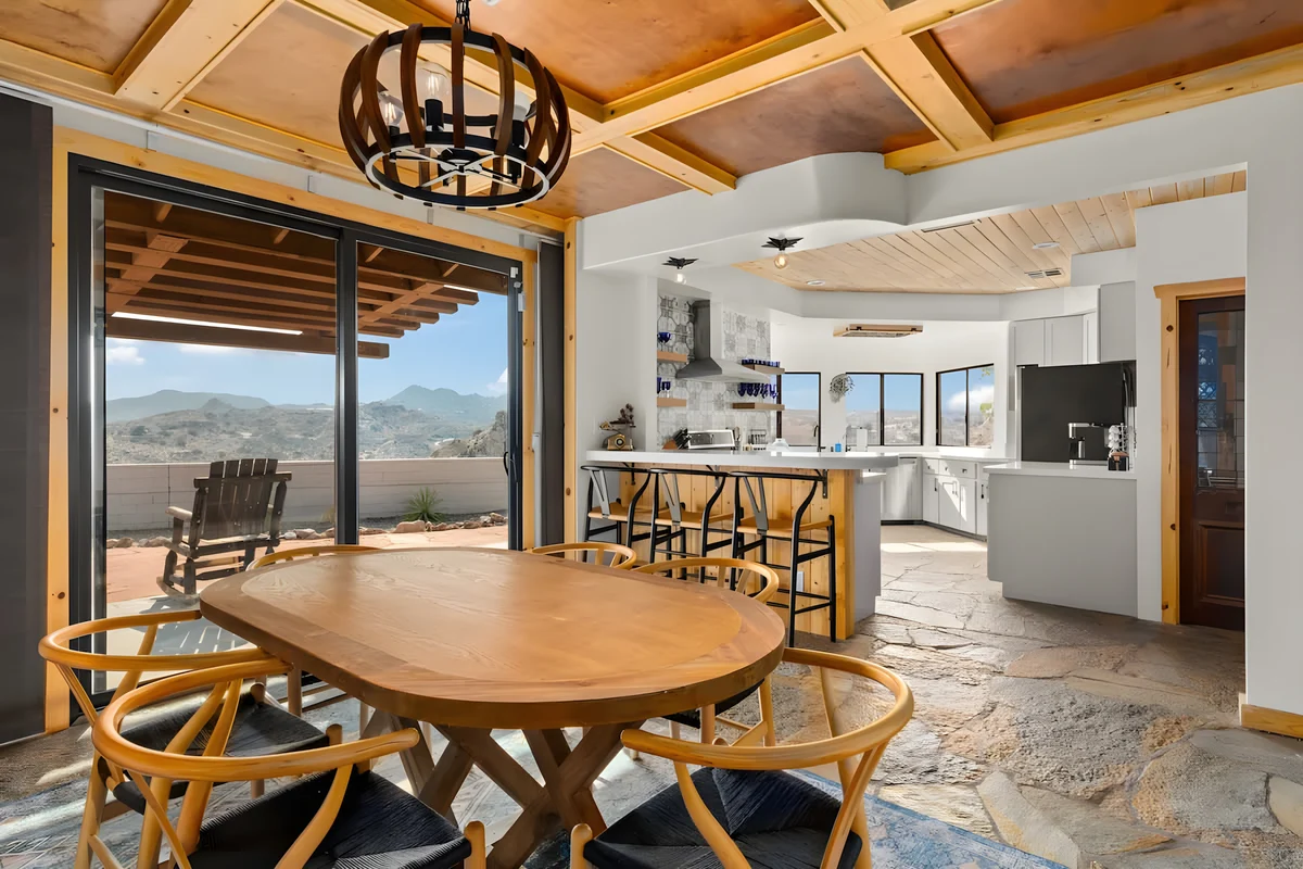 Wander Yucca Valley Solstice