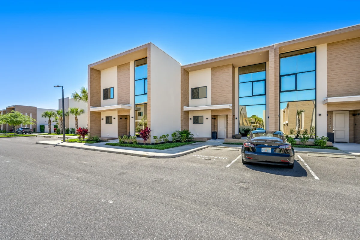 Wander Orlando Village #4