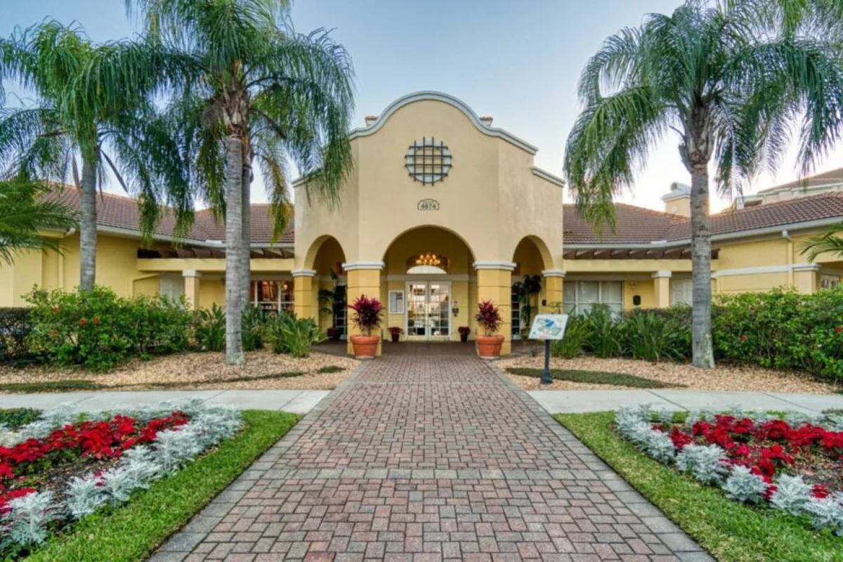 Wander Orlando Resort