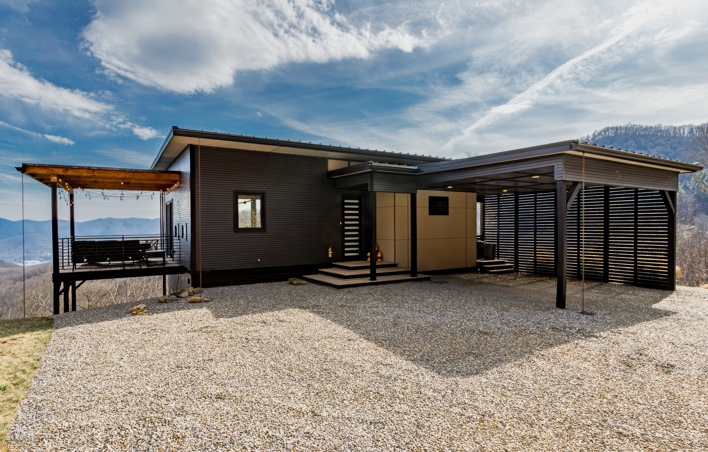 Wander Candler Modern