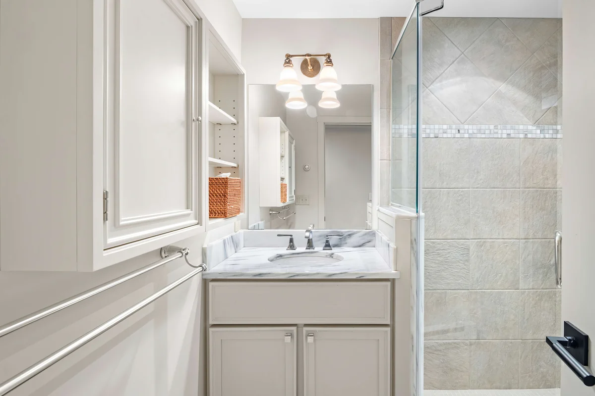 Wander Stratton Summit