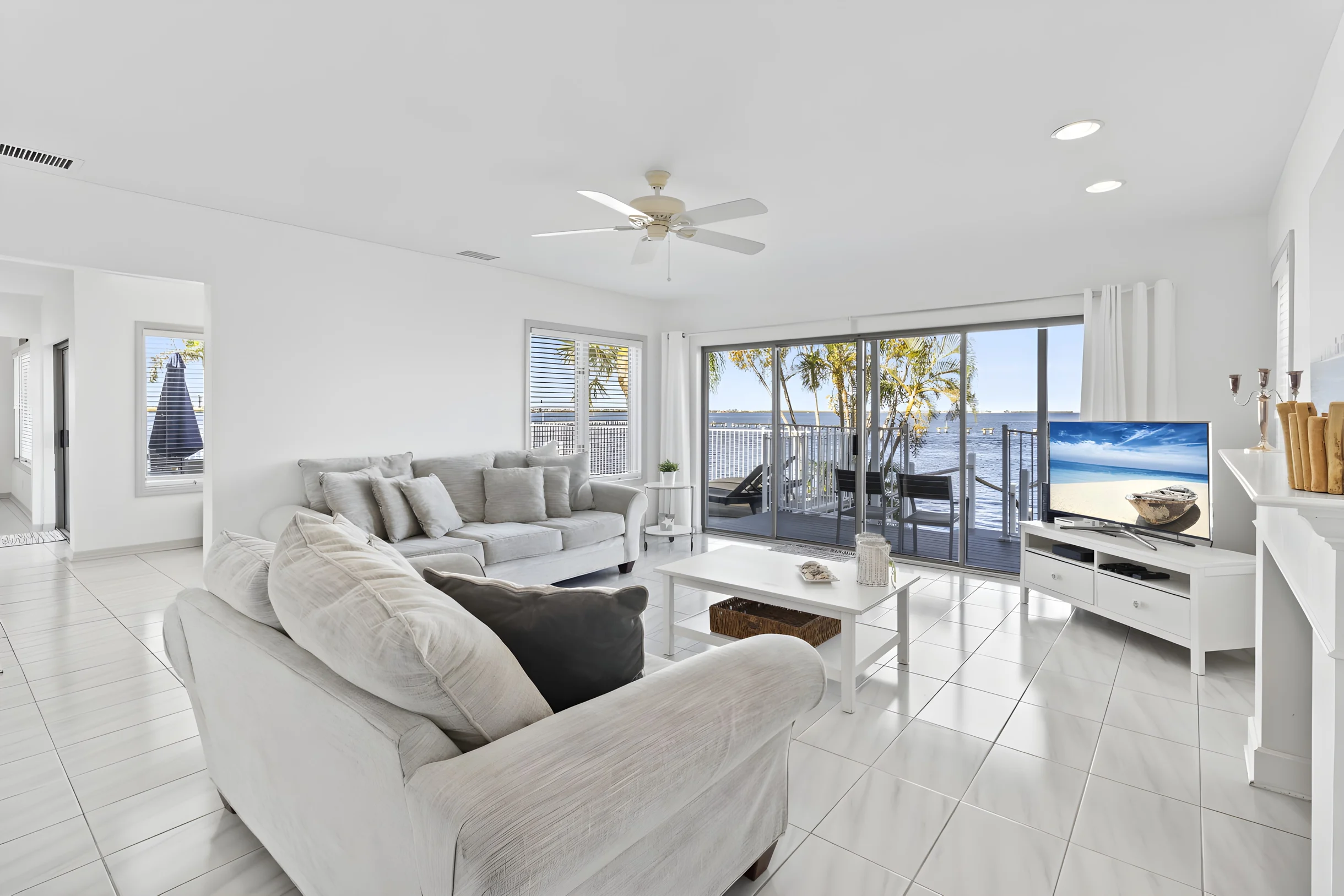 Home in Cape Coral property photo 3