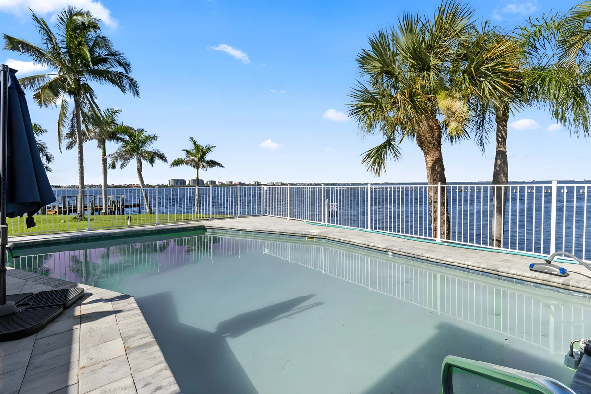 Home in Cape Coral property photo 5