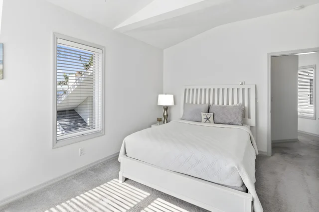 Bedroom 3 image 1