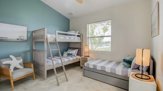 Bedroom 1 image 1