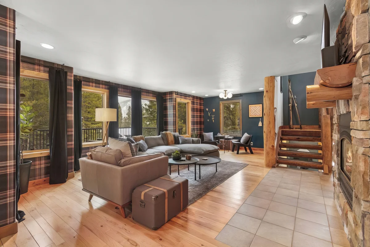 Wander Breckenridge Sanctuary