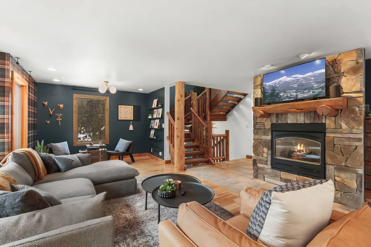 Wander Breckenridge Sanctuary #27