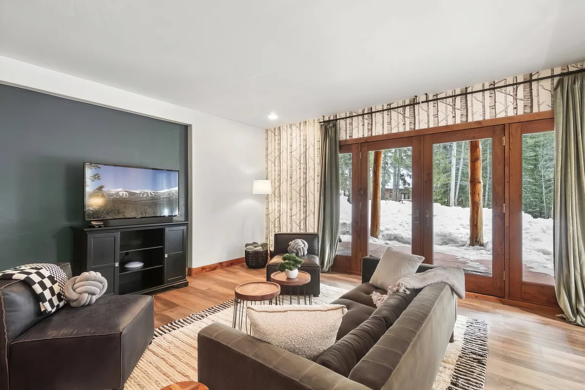 Wander Breckenridge Sanctuary #19