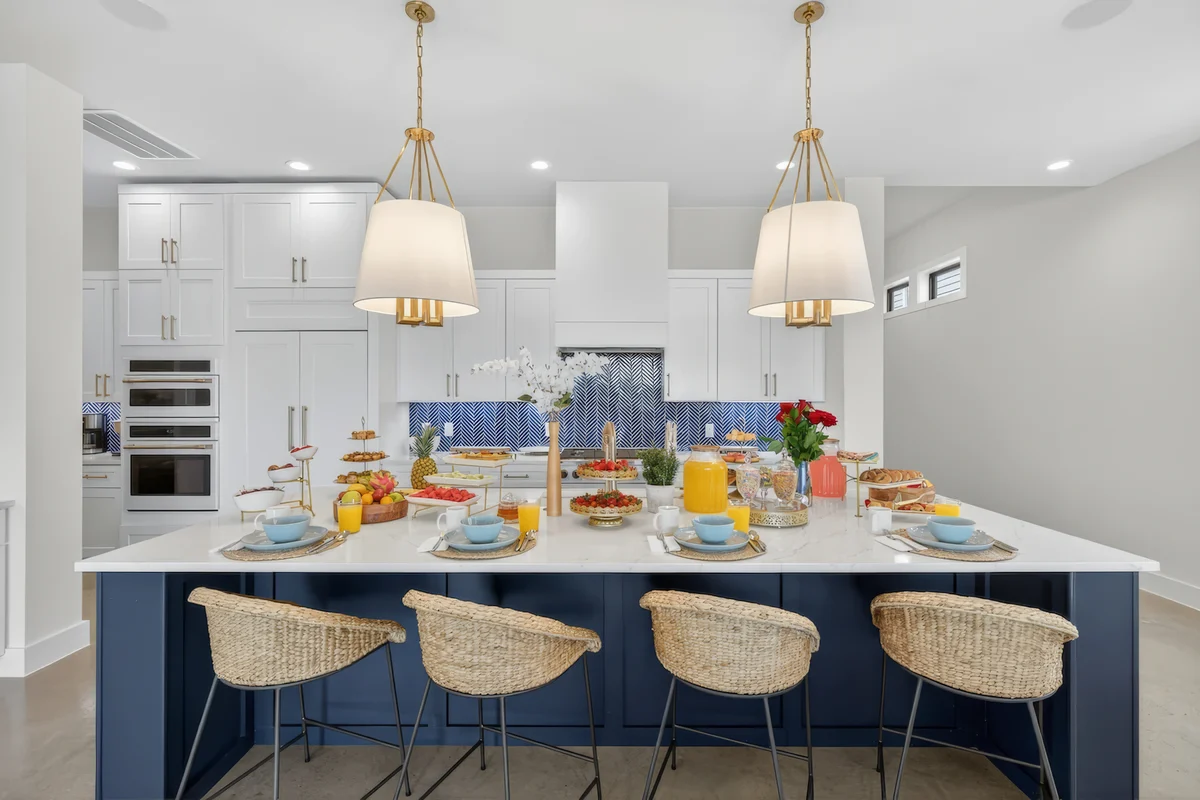 Kitchen image 1