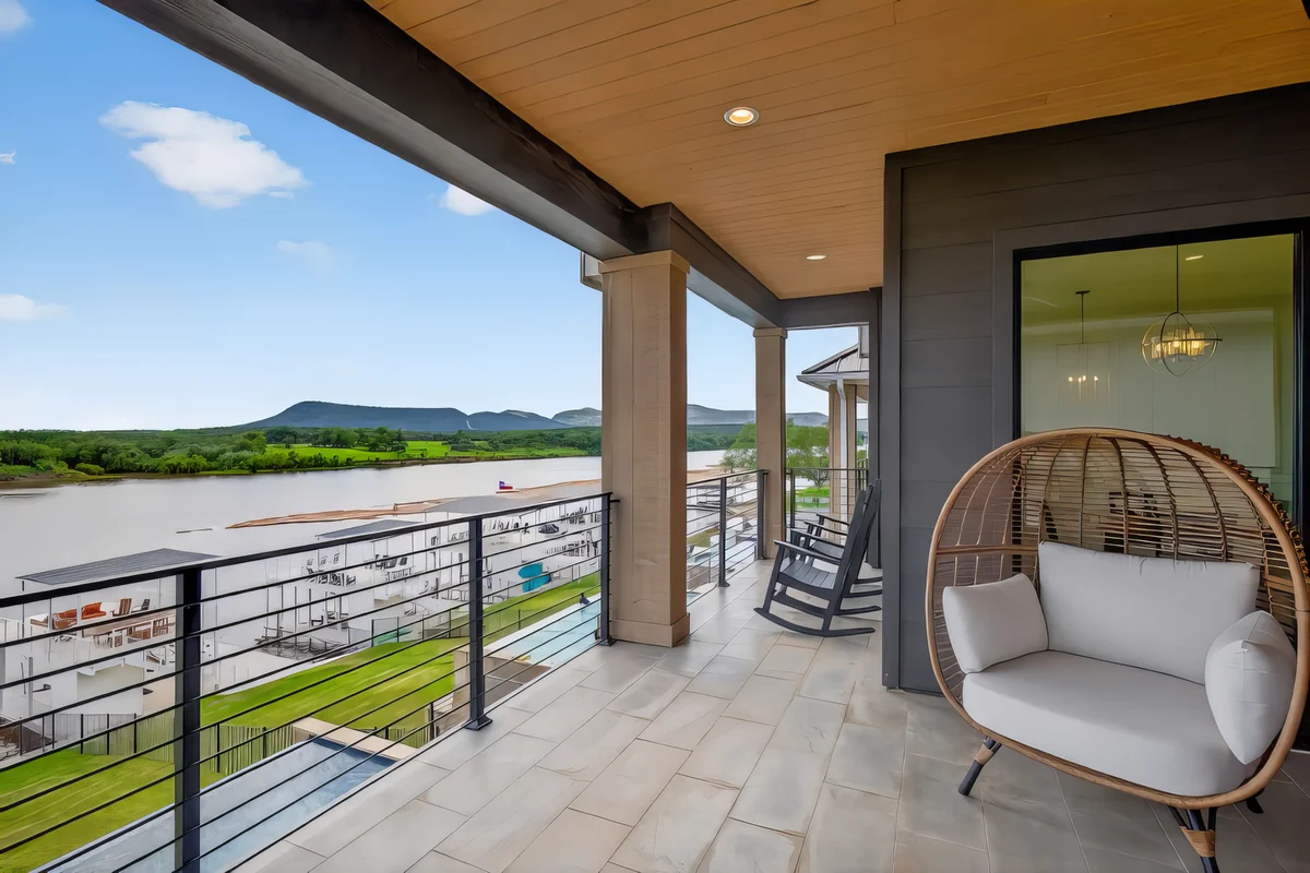 Wander Kingsland Sunset