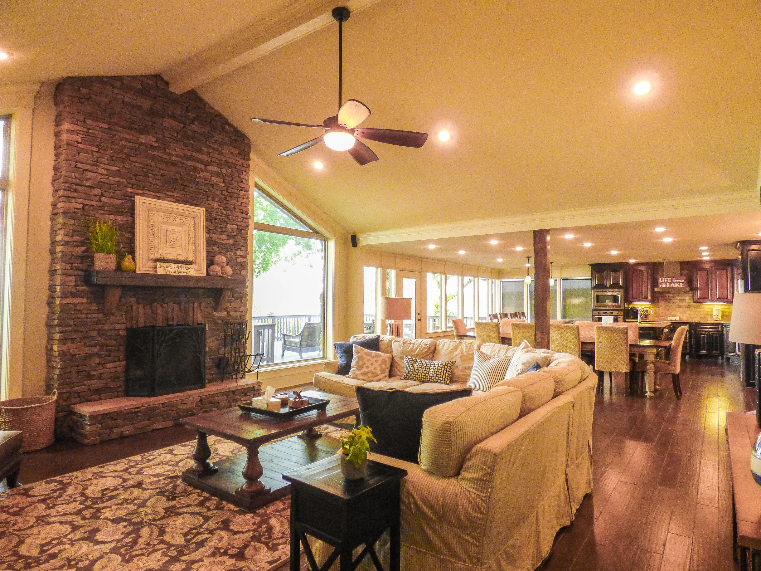 Home in Heber Springs property photo 3