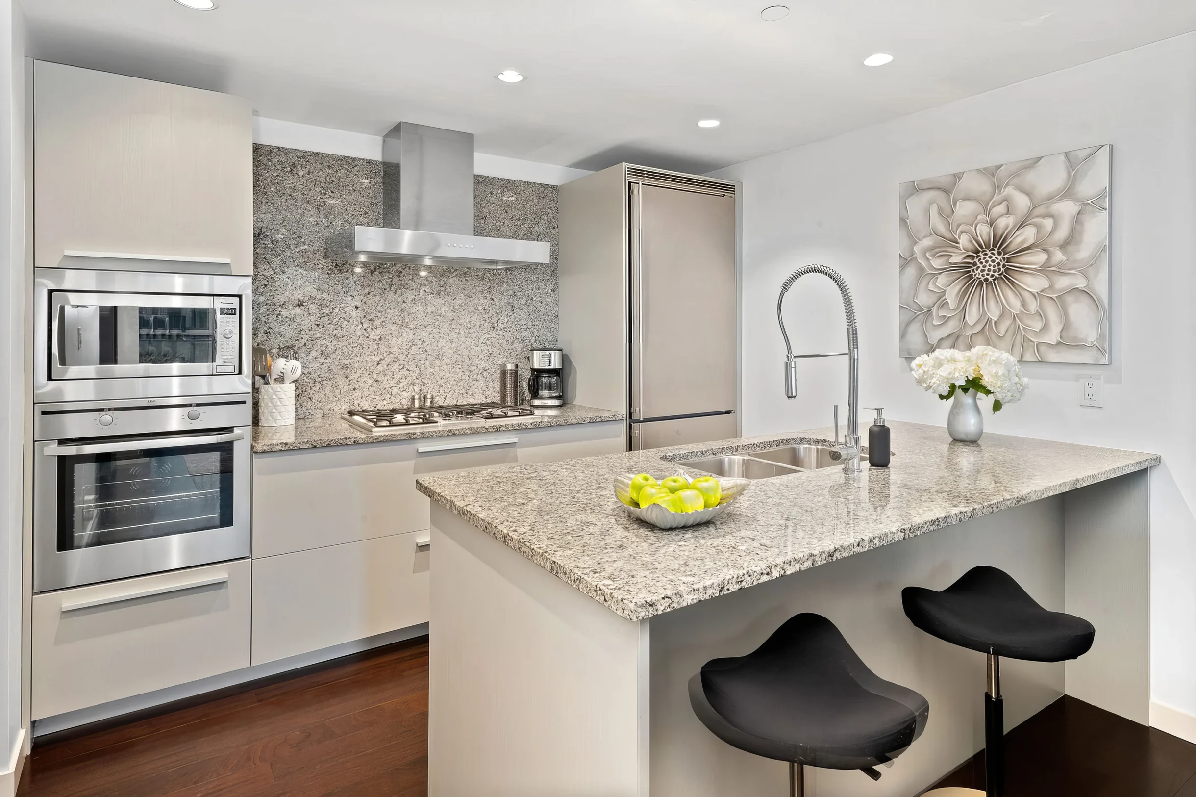 Wander Victoria Haze #13