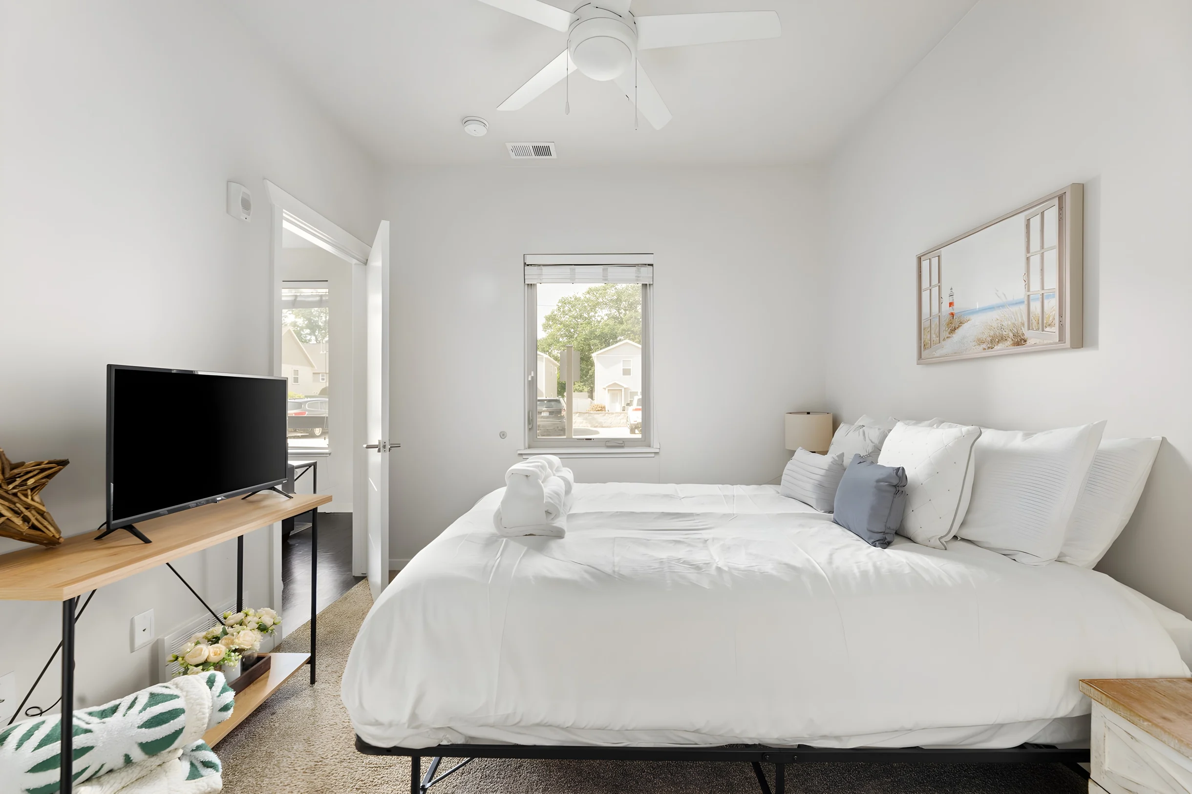 Apartment in Traverse City property photo 3