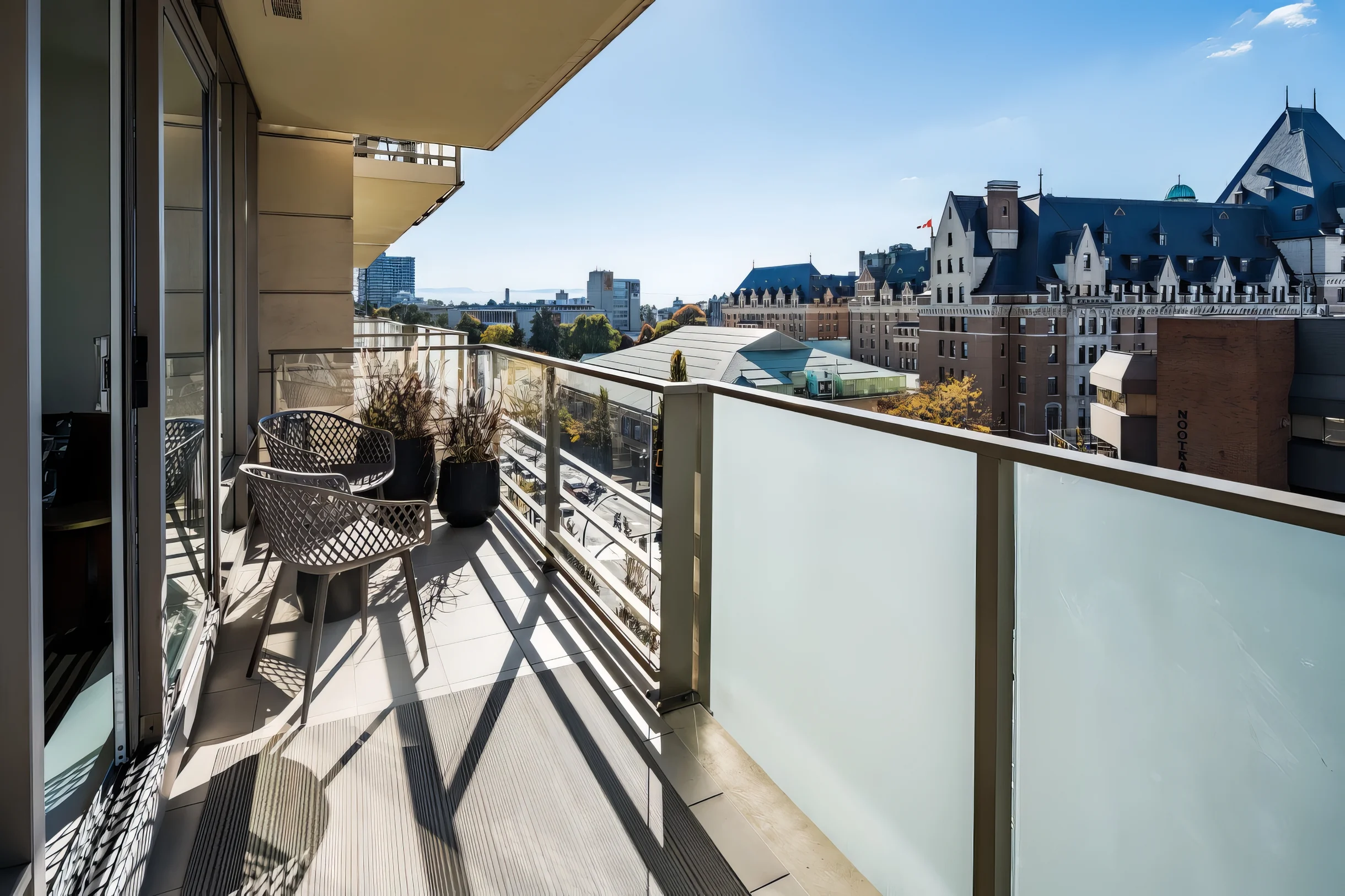 Wander Victoria Crest #21