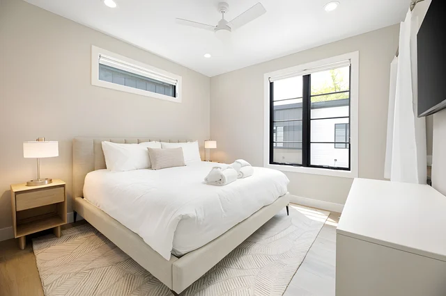 Bedroom 5 image 1