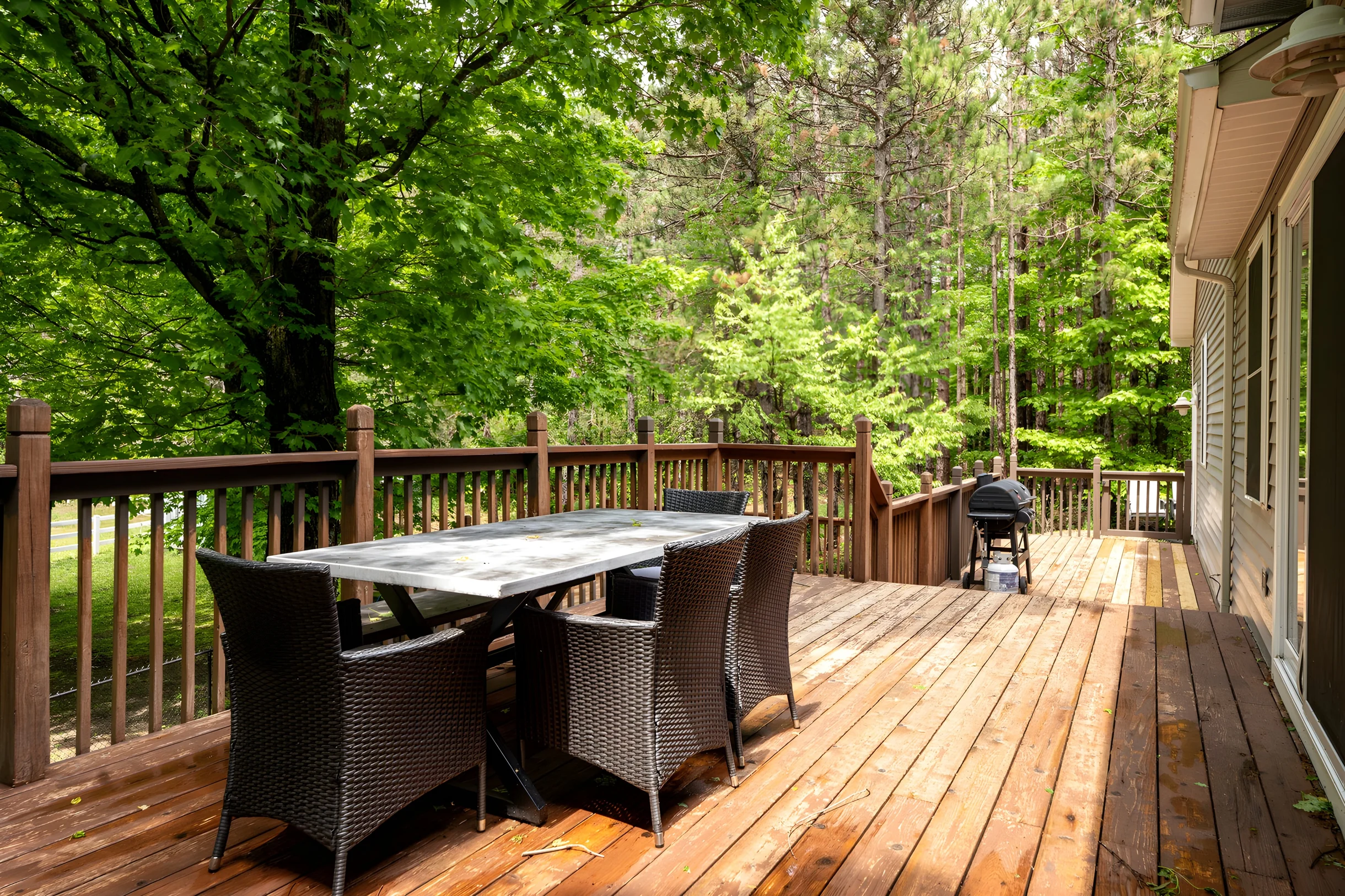 Home in Maple City property photo 5