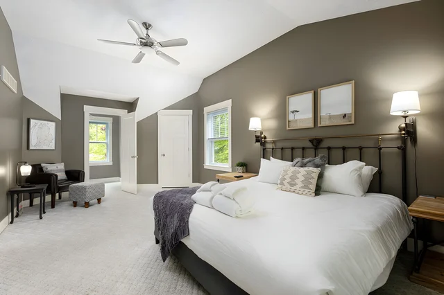 Bedroom 1 image 1