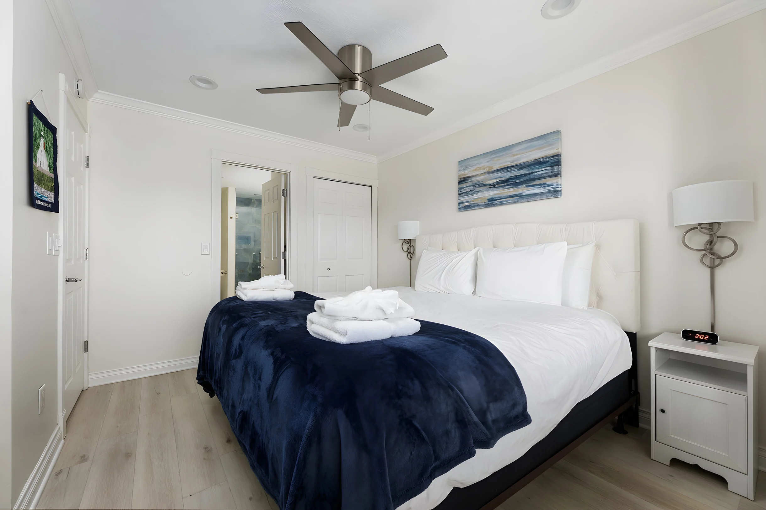 Condo in Traverse City property photo 4
