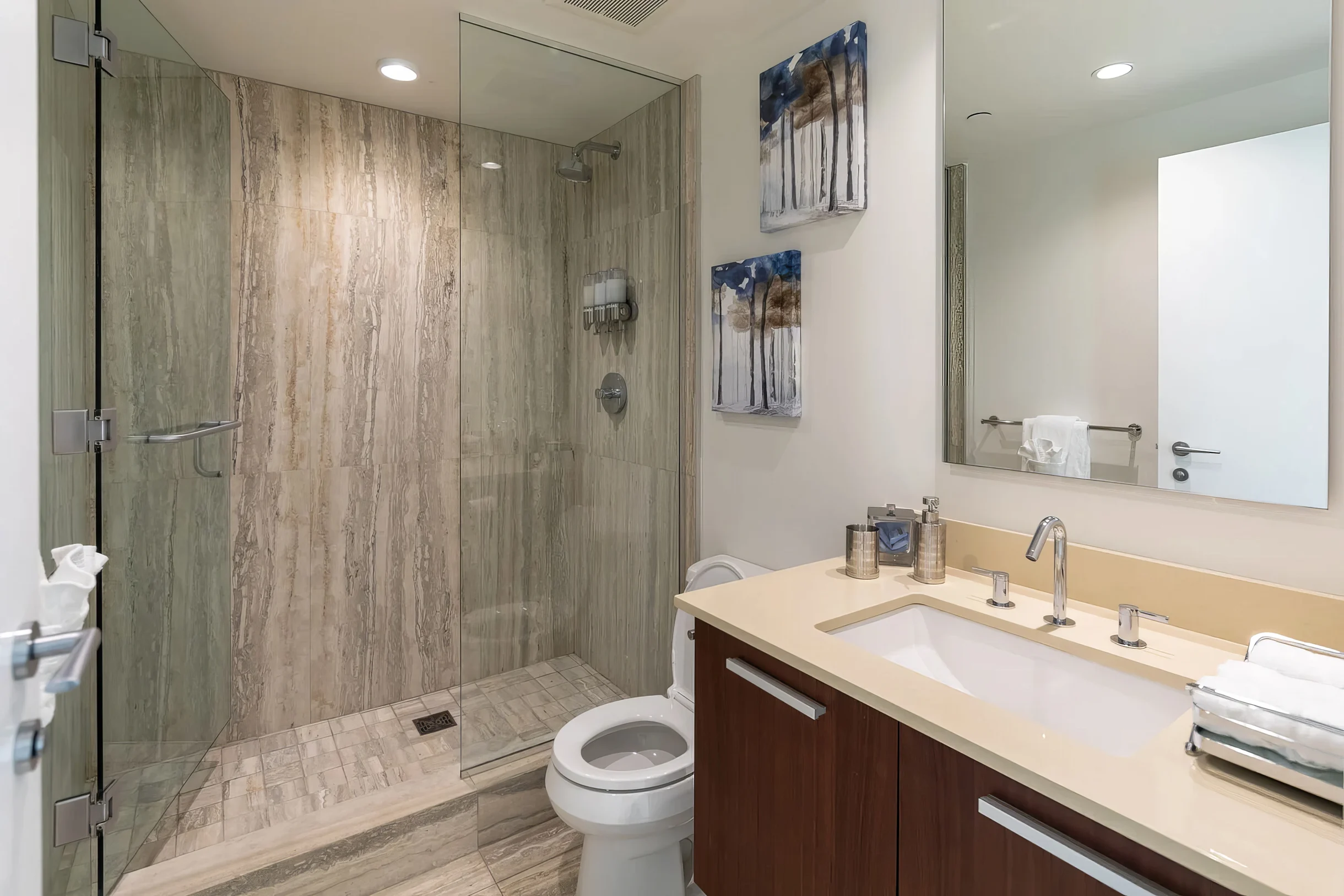 Wander Victoria Wharf #13