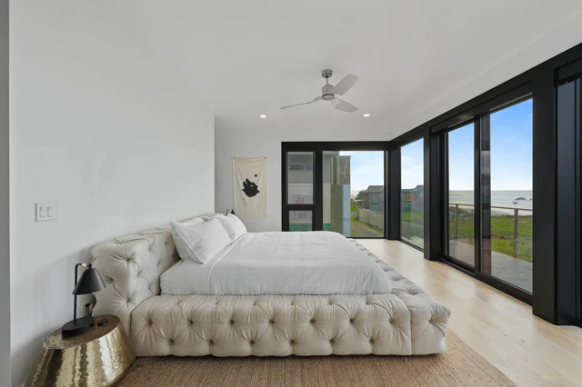 Bedroom 1 image 1