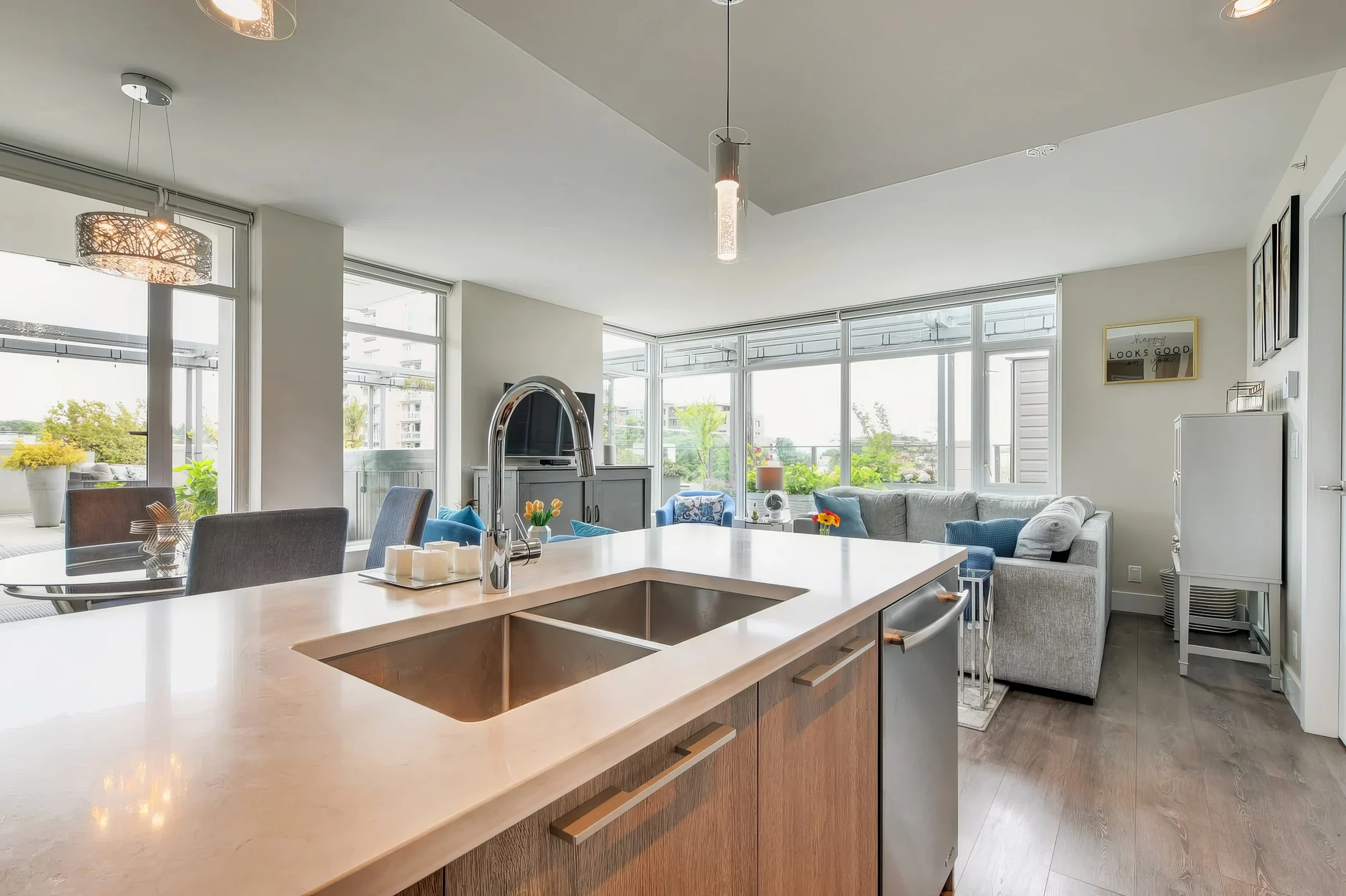 Wander Victoria Downtown #16