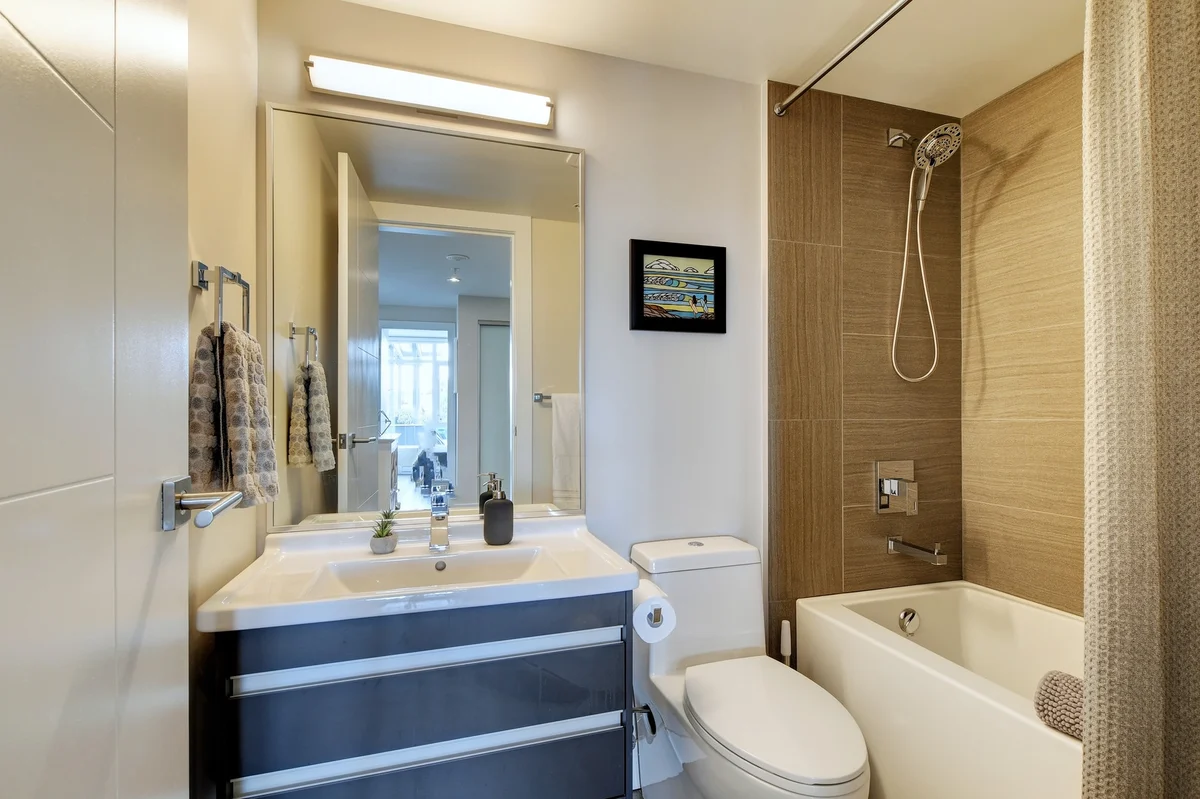 Wander Victoria Downtown #13